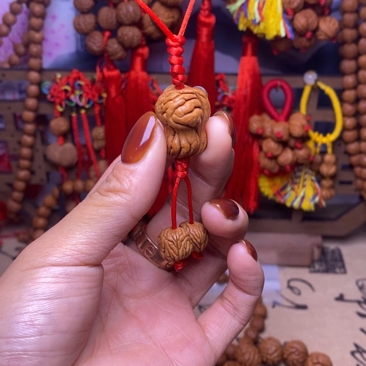 吊坠桃核龙纹桃枭