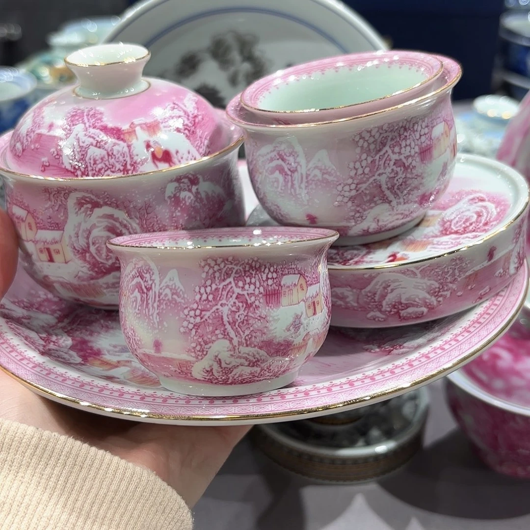 瓷片景德镇瓷器精品陈列