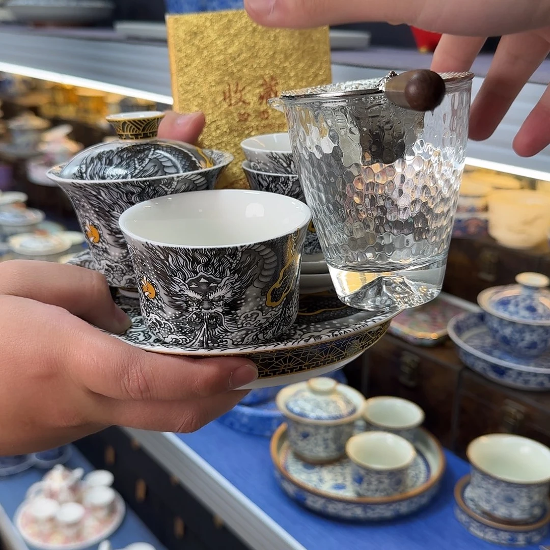 我们的目标是成为一个优秀的人