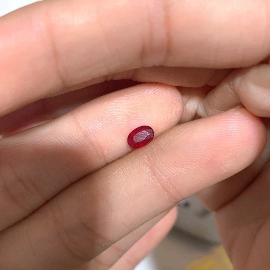 红宝石裸石天然鸽血红红宝石0.47ct