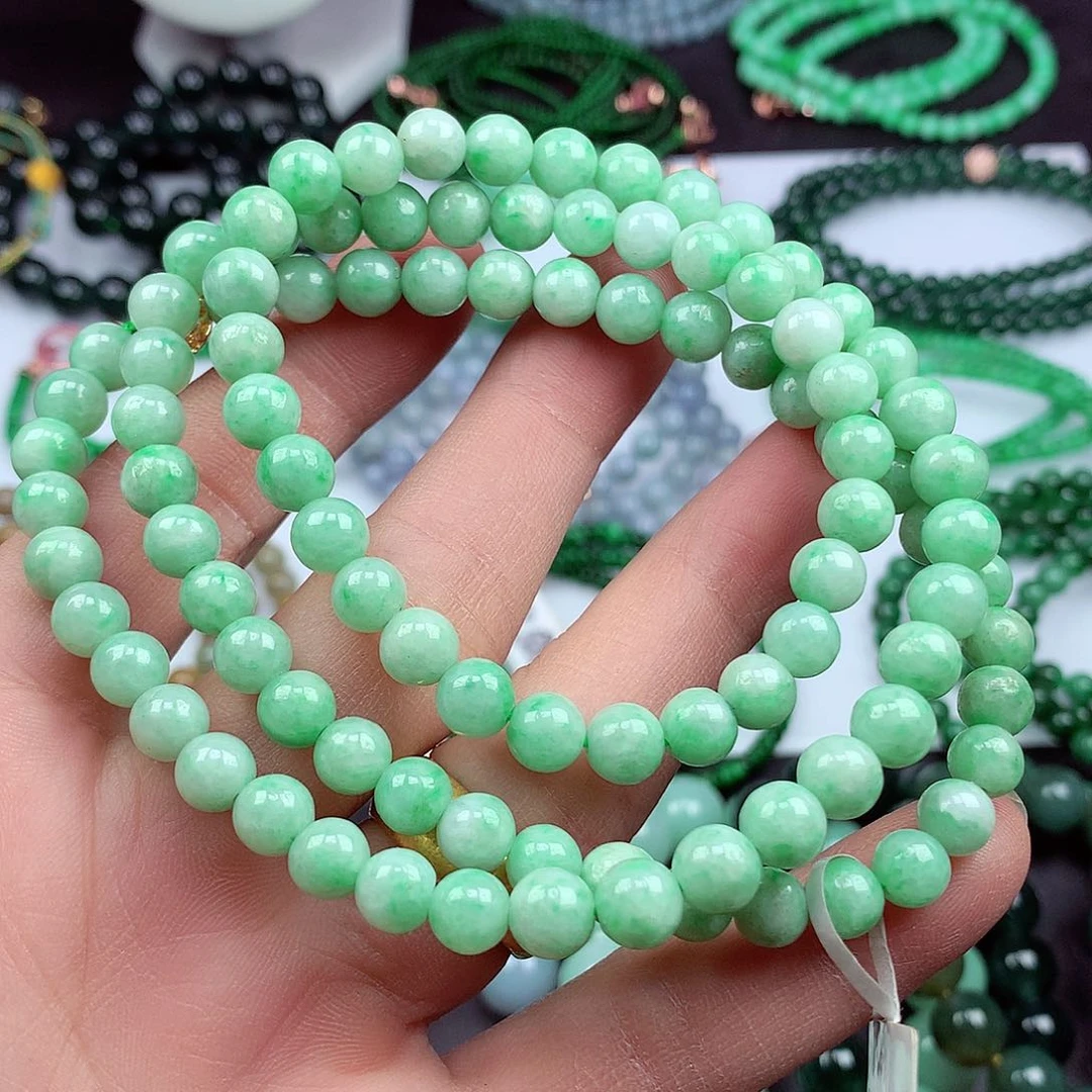 翡翠颈饰未镶嵌项链