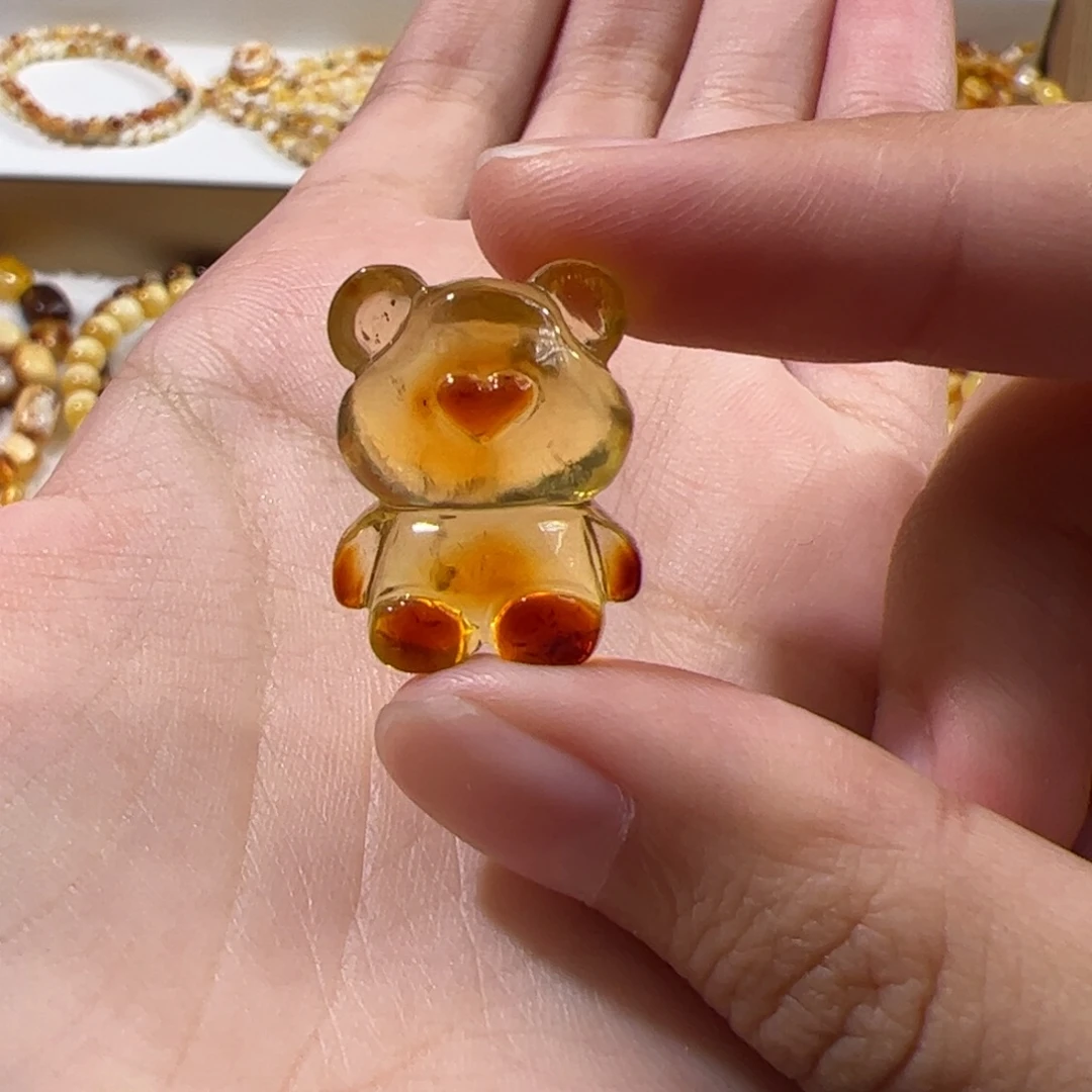 琥珀未镶嵌珠宝奇石沁色小熊