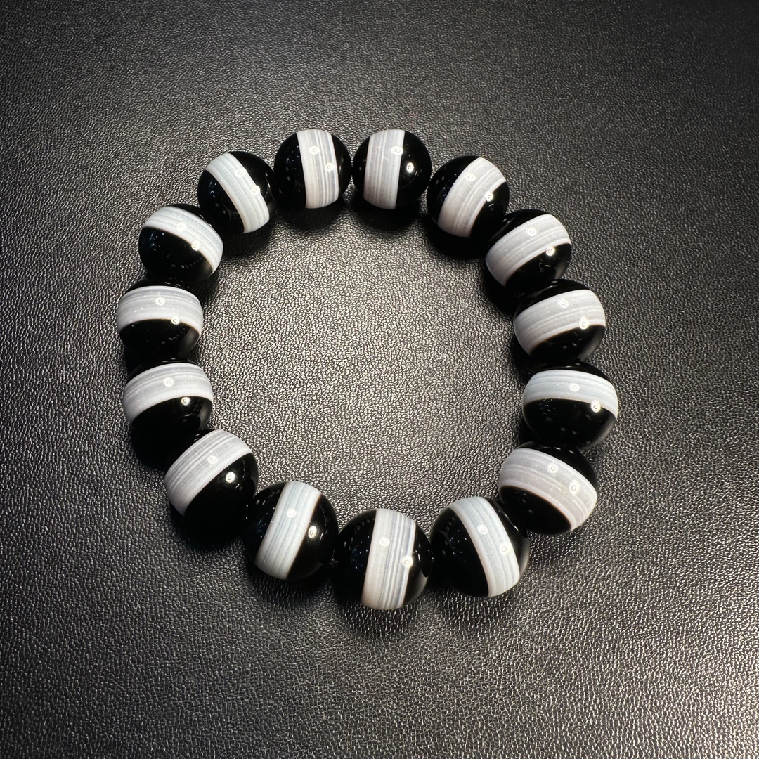 20世纪黑白宽线 一线药师玛瑙手 串14.5mm333-947