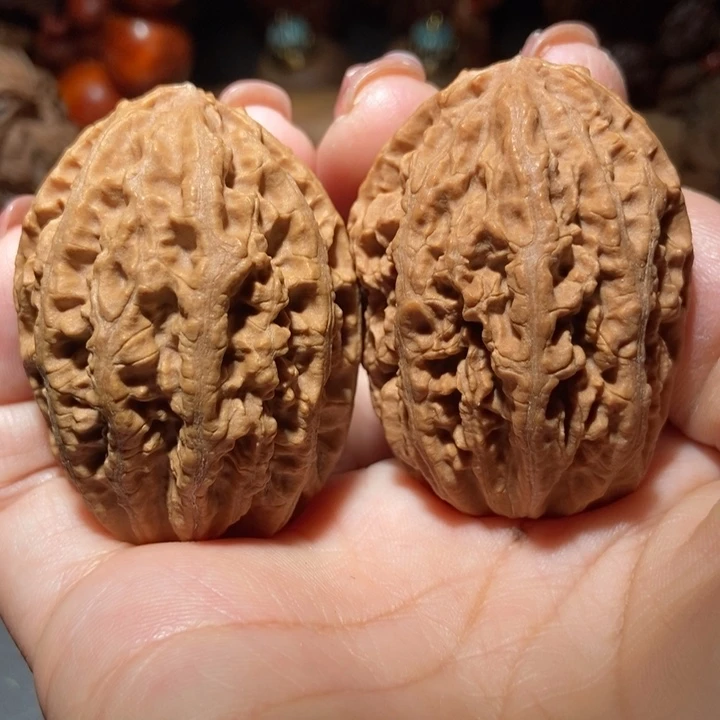 把件文玩核桃东北楸子小雪64