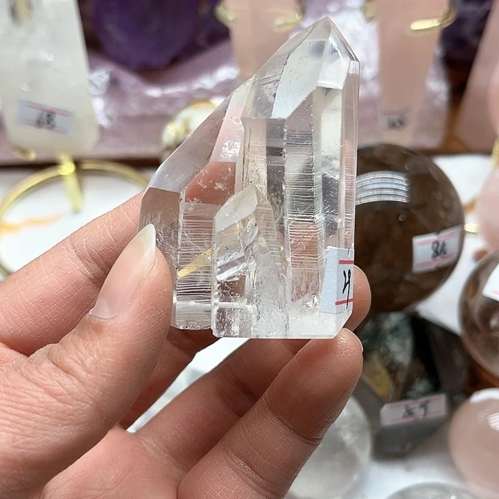 水晶103克白水晶柱未镶嵌