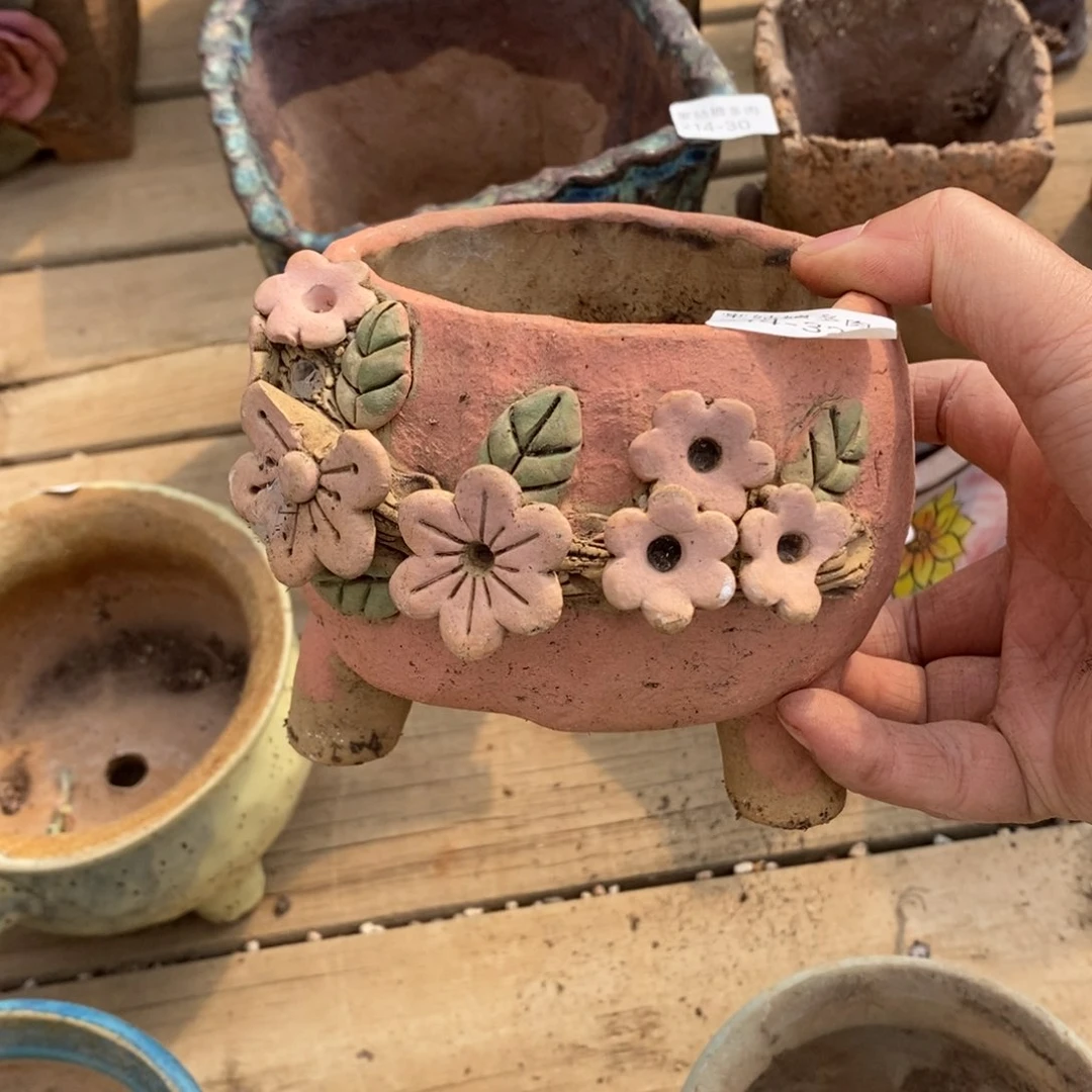 红陶奶****?32号多肉盆一个呀