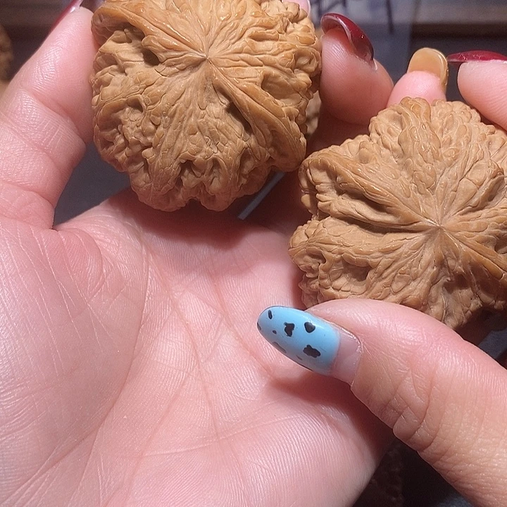 全***过文玩核桃吊坠大粗筋