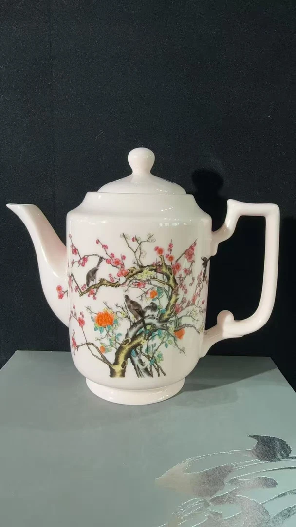 B674景德镇制陶瓷侧把壶一件