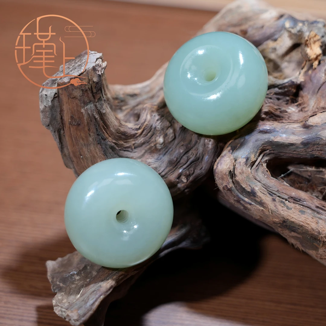 【瑾上珠宝】和田玉吊坠平安扣面包扣吊坠（带编绳）----高20*厚11