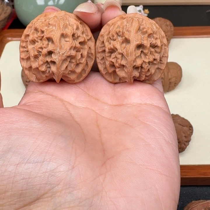 月***晴文玩核桃把件全品苹果37