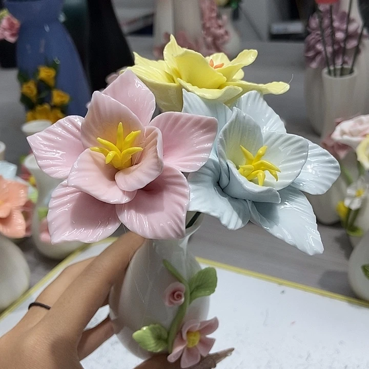 陶瓷纯手工捏花设计