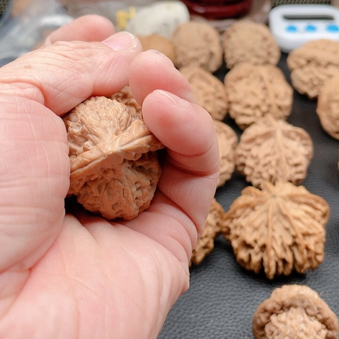 【闪购商品】文玩核桃吊坠丹****…新年一定有个小可爱