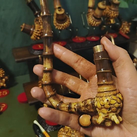 $***$贵州特色竹根烟斗工艺品手把件