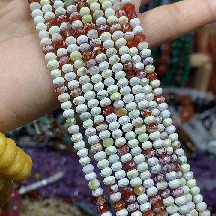 玛瑙/玉髓未镶嵌珠宝半成品奶皮玛瑙切面车轮卡4mm一条