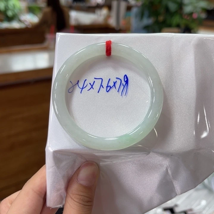未镶嵌手镯翡翠翡翠