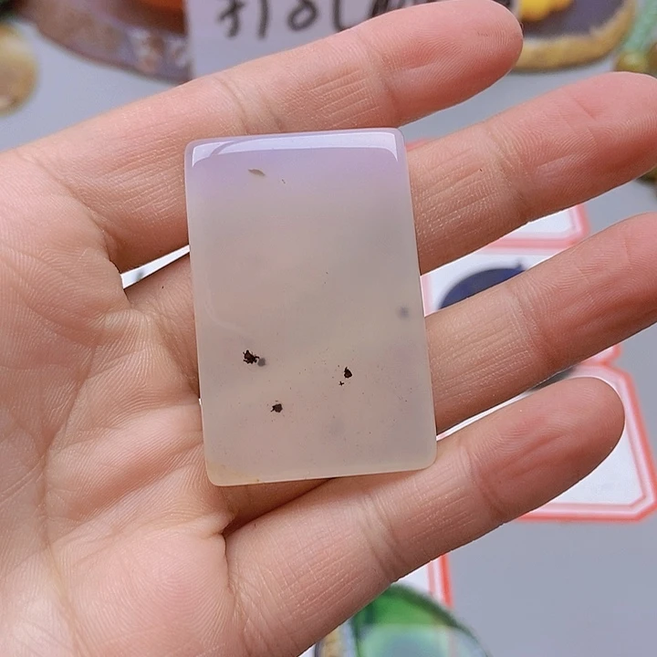 【闪购商品】玛瑙/玉髓珠宝半成品未镶嵌月**?