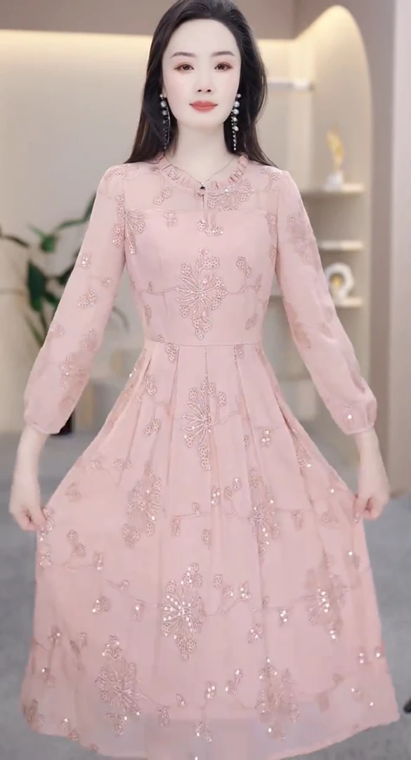 【玥欣服饰】KK476#新款 减龄 2025 气质 显瘦 连衣裙