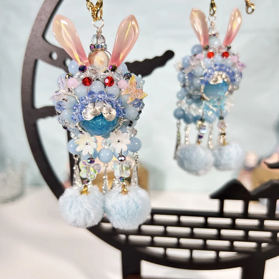 魅染 铜合金吊坠 刀马旦时尚饰品国风吊坠车挂手机挂轻奢兔子挂件