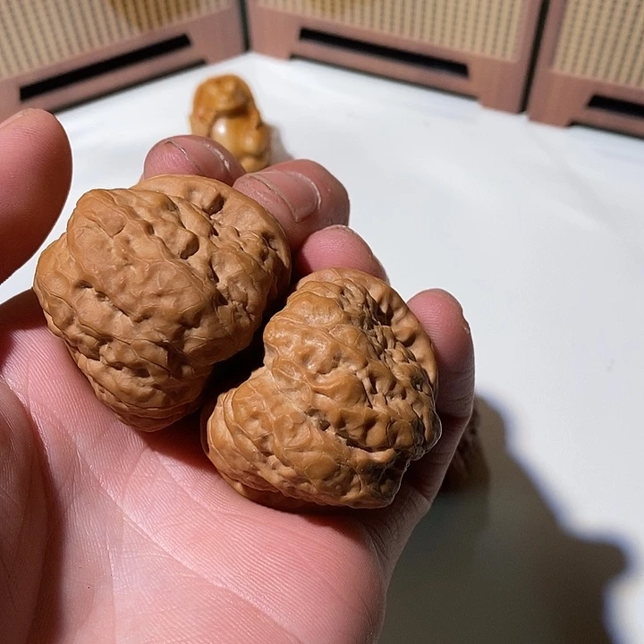 春***實精品文玩核桃蛤蟆头