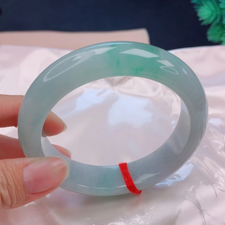 翡翠未镶嵌手镯60圈
