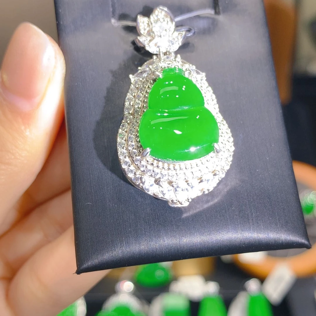 【闪购商品】颈饰银S925镶嵌翡翠5柒姐