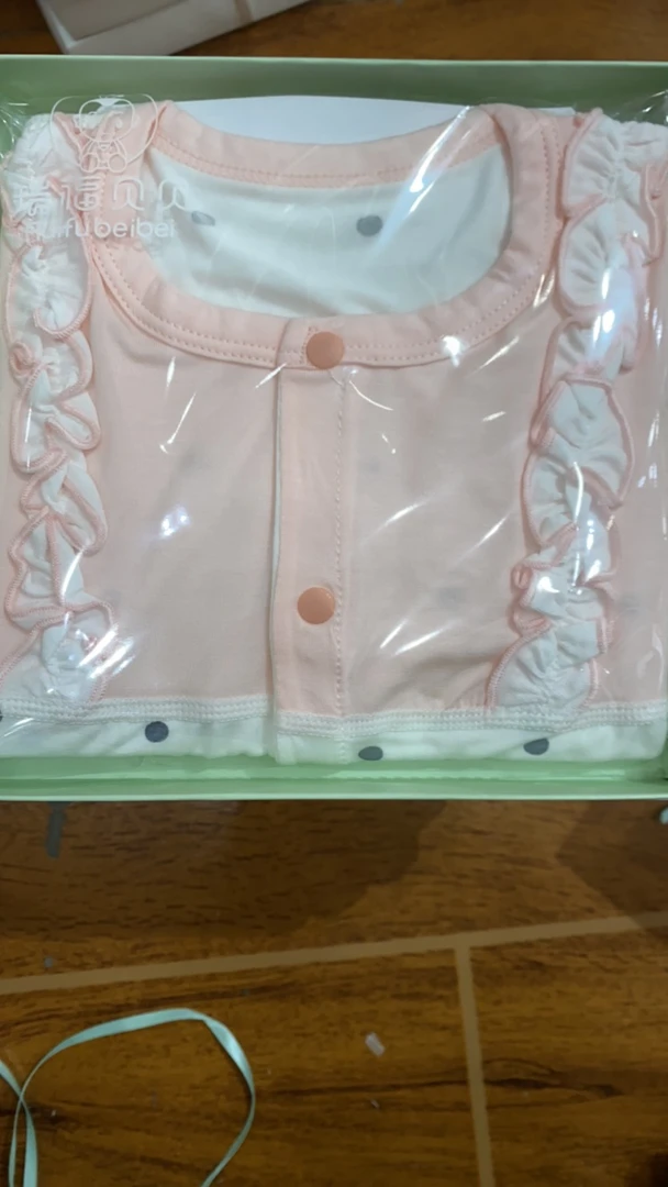 瑞福BB（4399）优客丝圆点直开拼接爬服