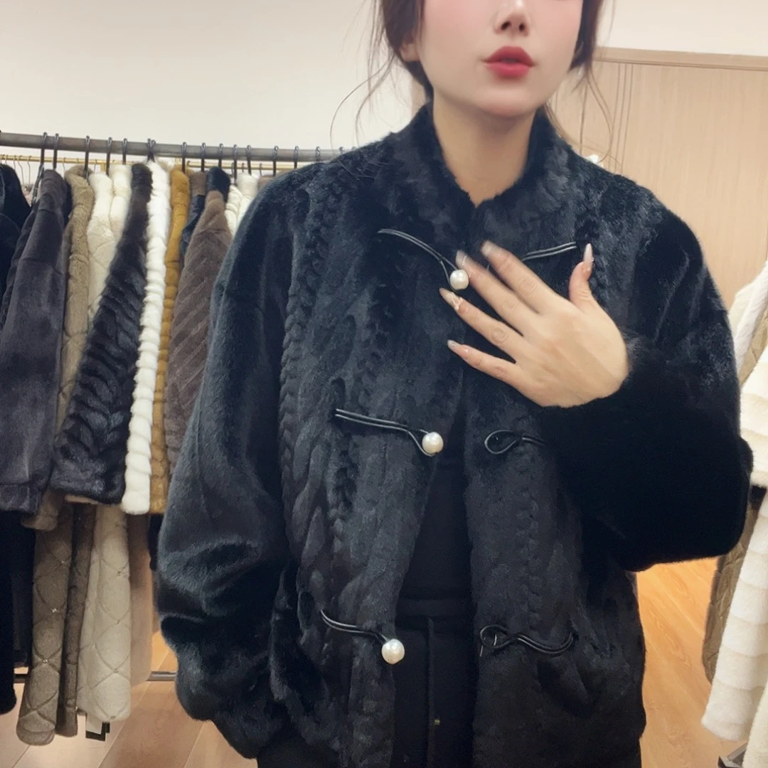 02号皮毛一体外套