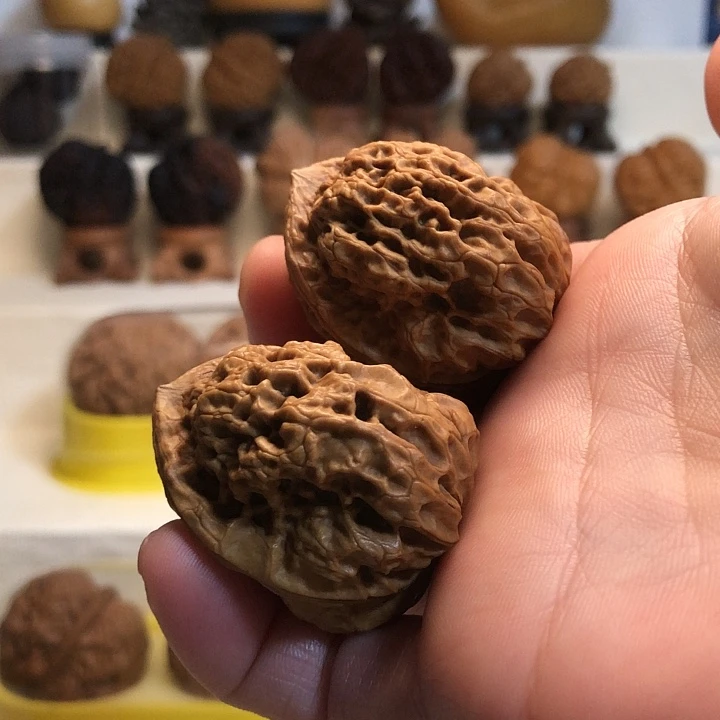 桃核吊坠云南铁核桃