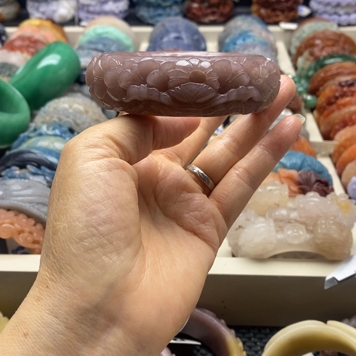 石英质玉手镯未镶嵌