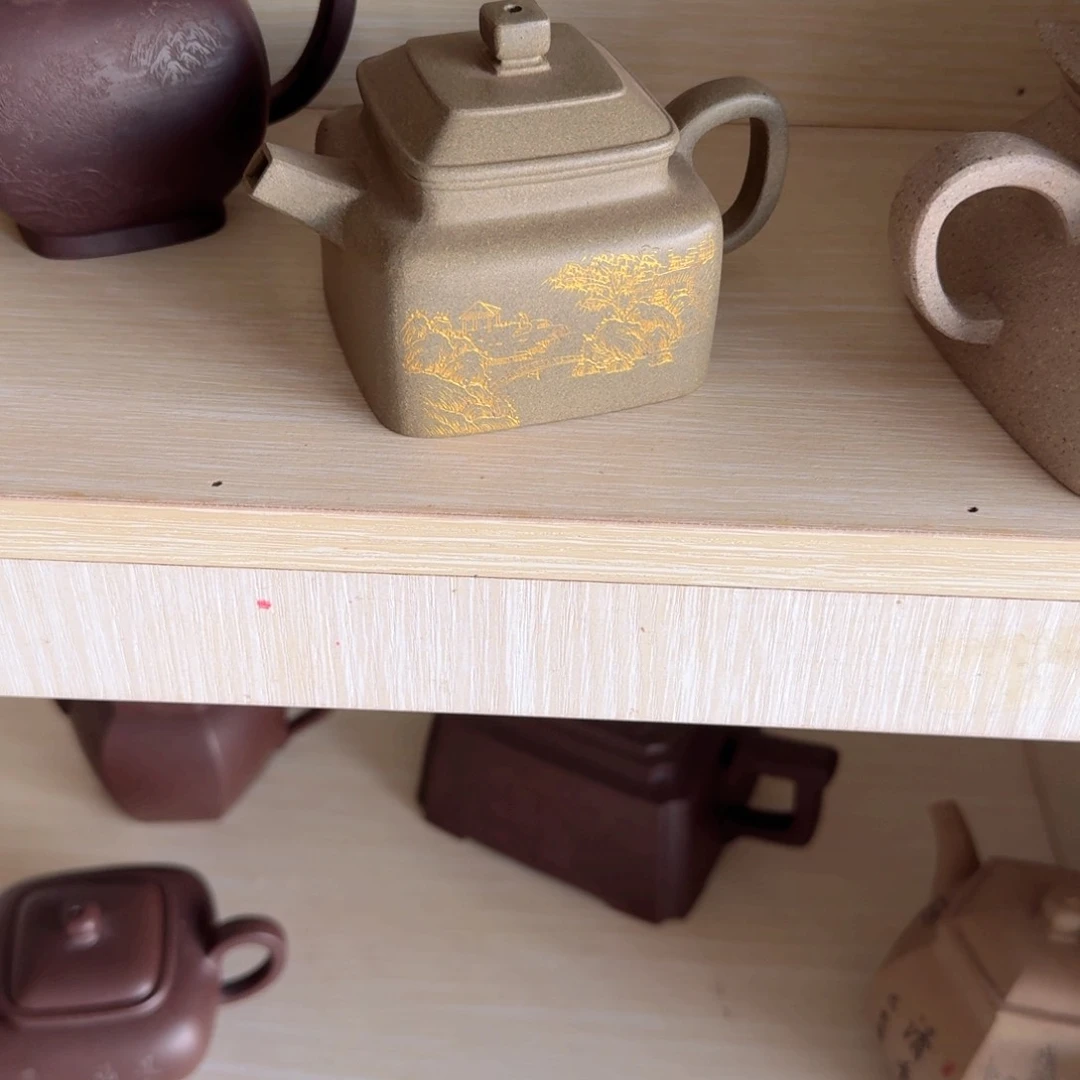 紫砂茶壶搓****菇我们的目标是成为一个优秀的人