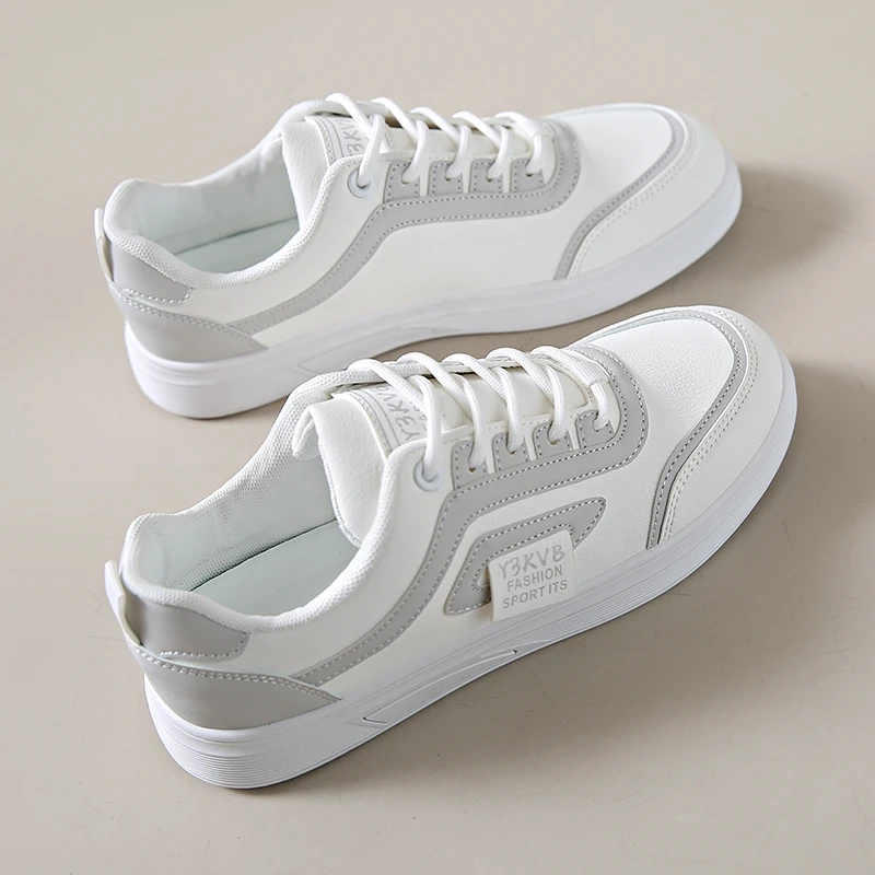 小白鞋女款2025爆款韩版百搭平底新款防滑运动板鞋软底网面时尚