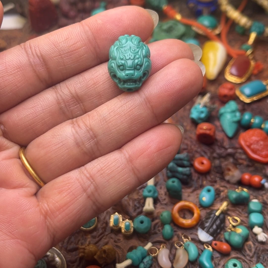 绿松石背云未镶嵌