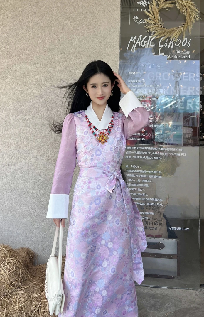 藏蓝的诗 春花倚梦 原创2025春夏新款西藏服博拉连衣裙气质高雅