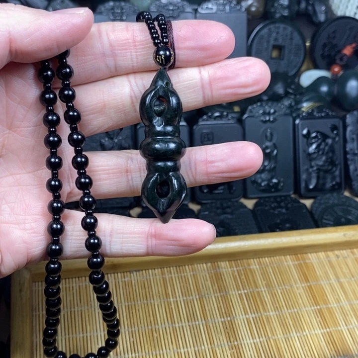 和田玉（青玉）未镶嵌颈饰