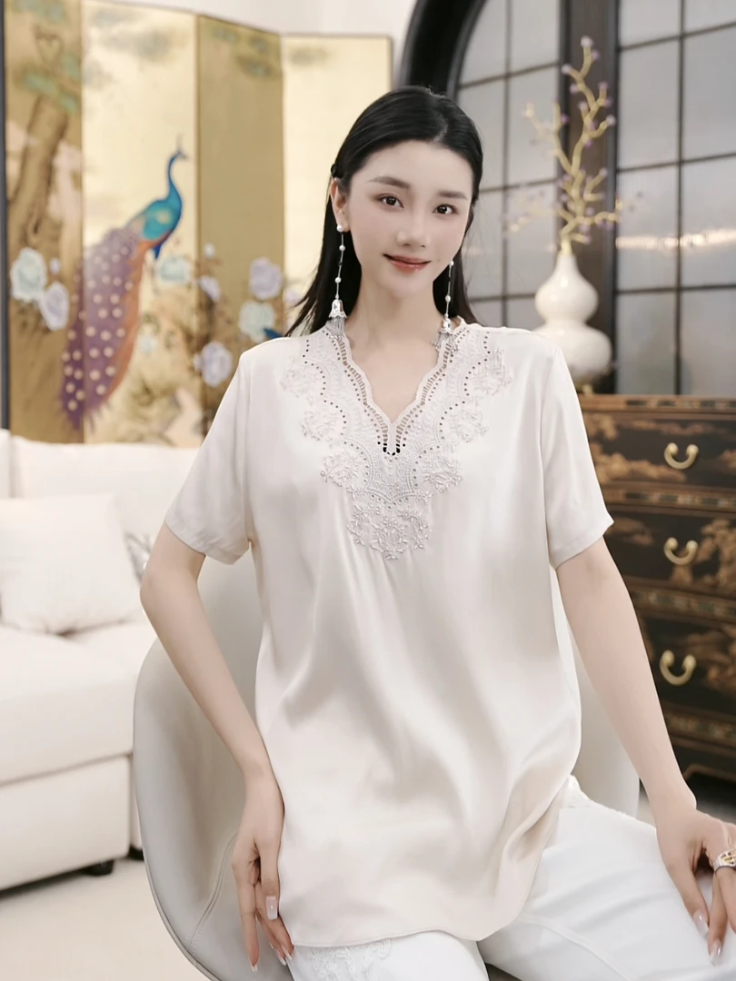 Betty Bairn【半禅记】新中式桑蚕丝刺绣上衣25B-BW10101