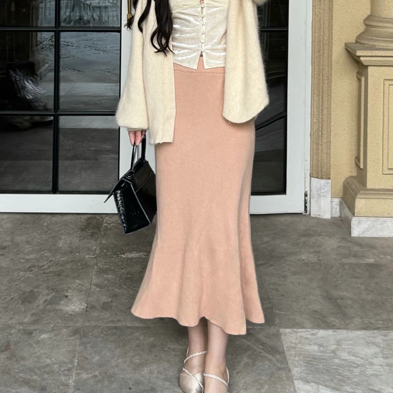 粘胶30%慢节奏小比例兔绒鱼尾针织半裙女秋季气质纯色修身直筒半