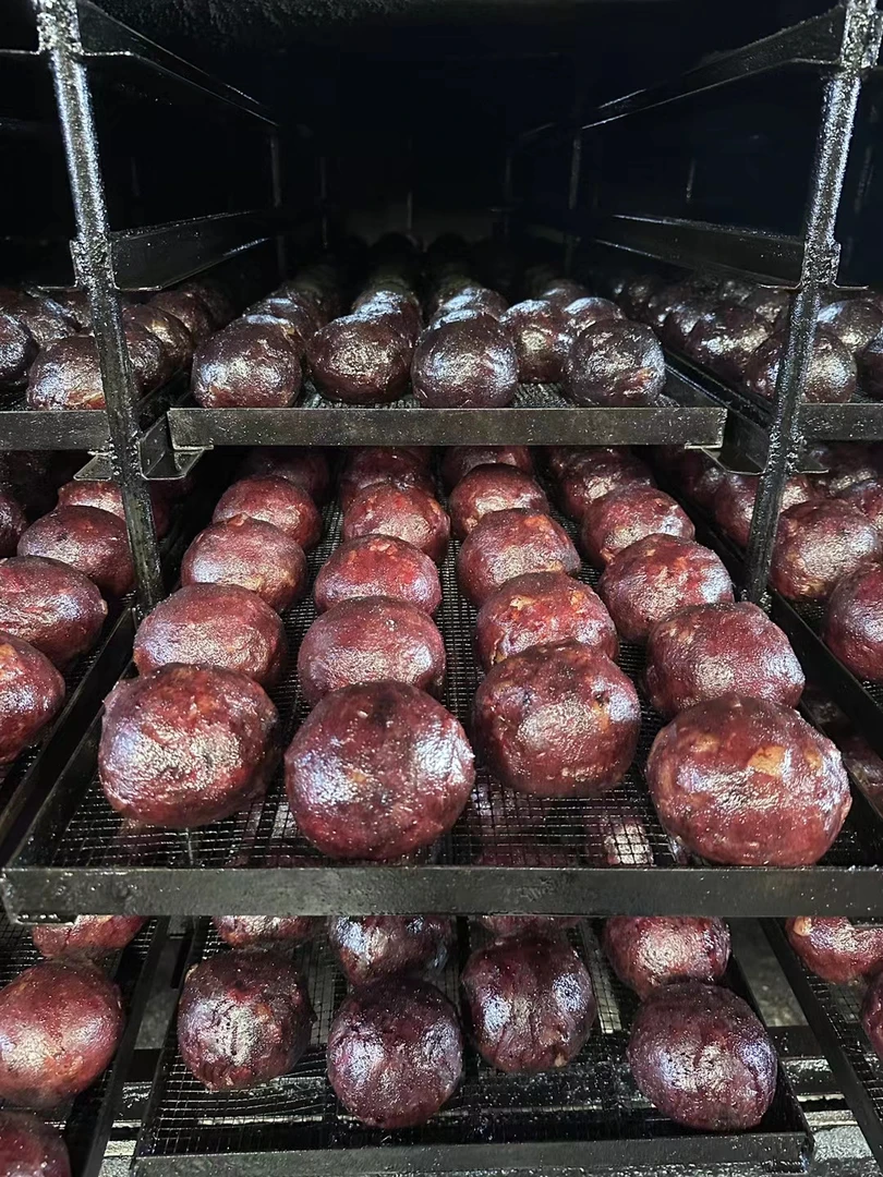 邵阳柴火五花猪血丸子