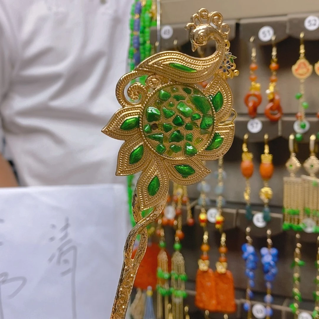 翡翠合金耳饰翡翠