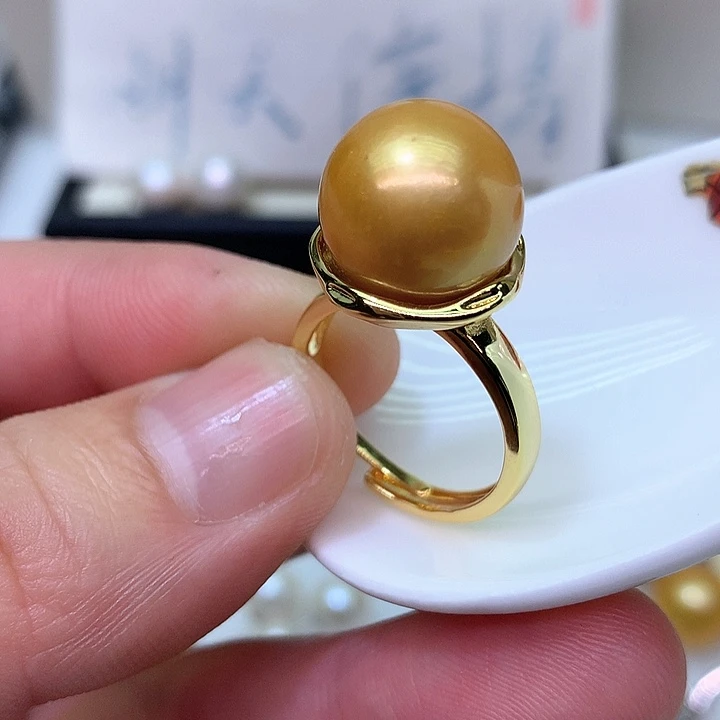 银S925镶嵌耳饰淡水珍珠