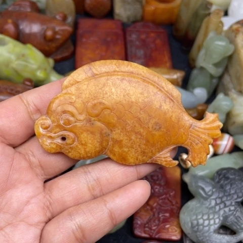 和田玉未镶嵌颈饰92