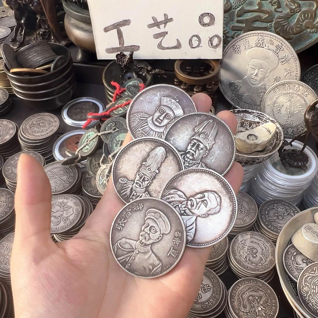 金属复古风格摆件