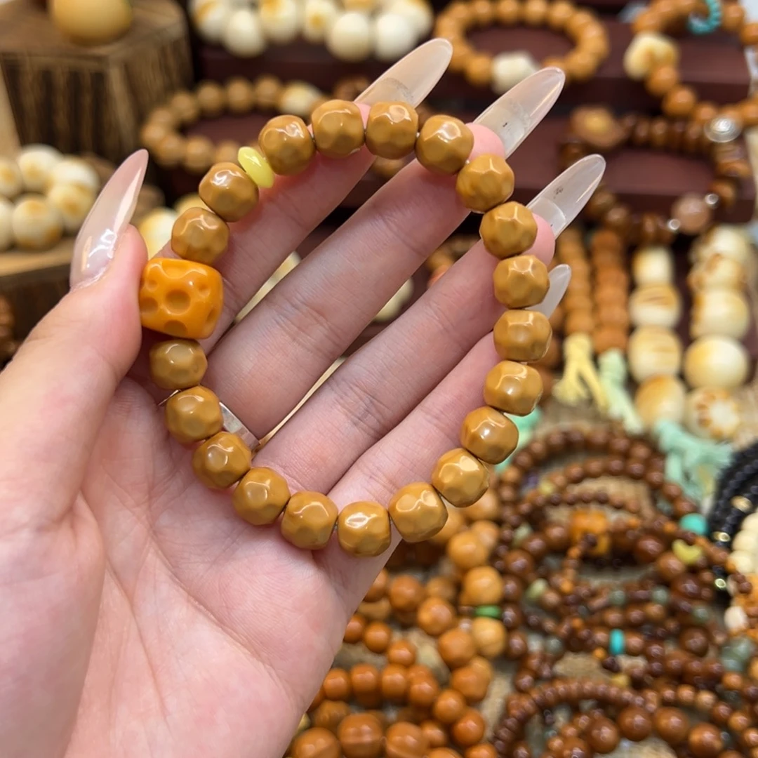 手串猴头核桃奶酪珠搭配奶酪