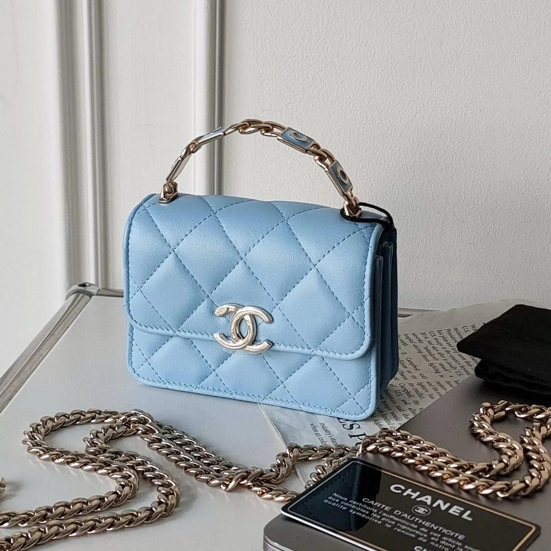 99新 Chanel/香奈儿 22S淡蓝色金扣羊皮珐琅手柄链条斜挎包38702