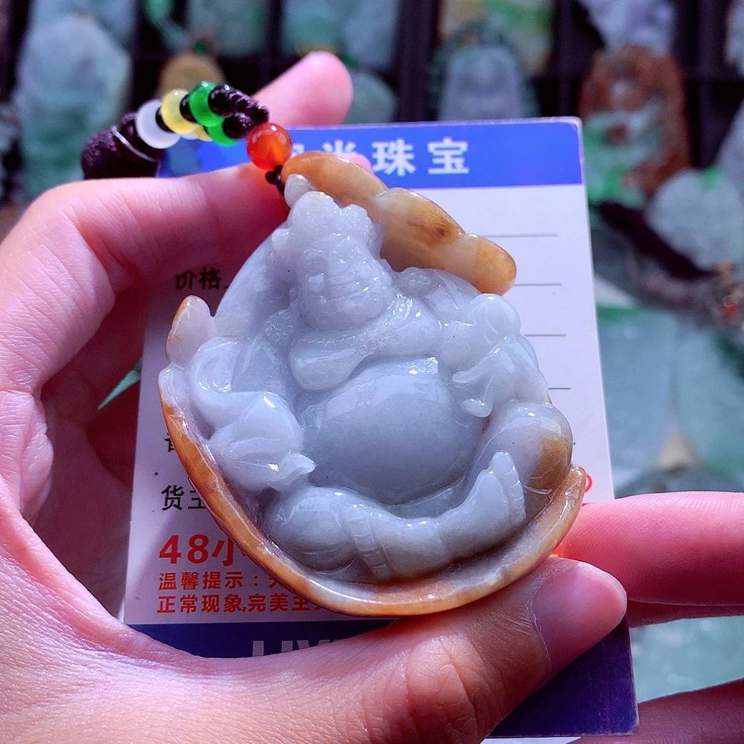 颈饰未镶嵌翡翠天然