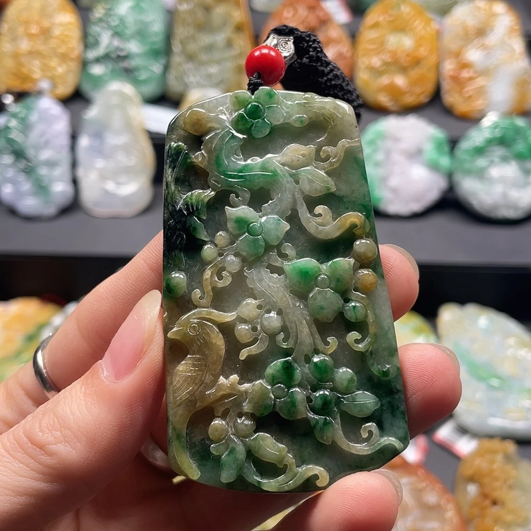 翡翠未镶嵌挂件腾冲