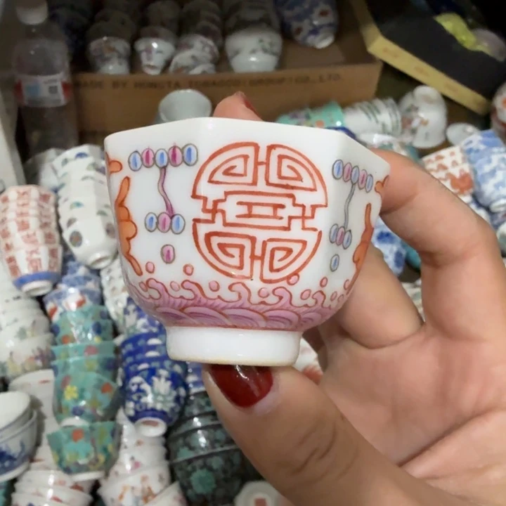 景德镇陶瓷杯子盖碗