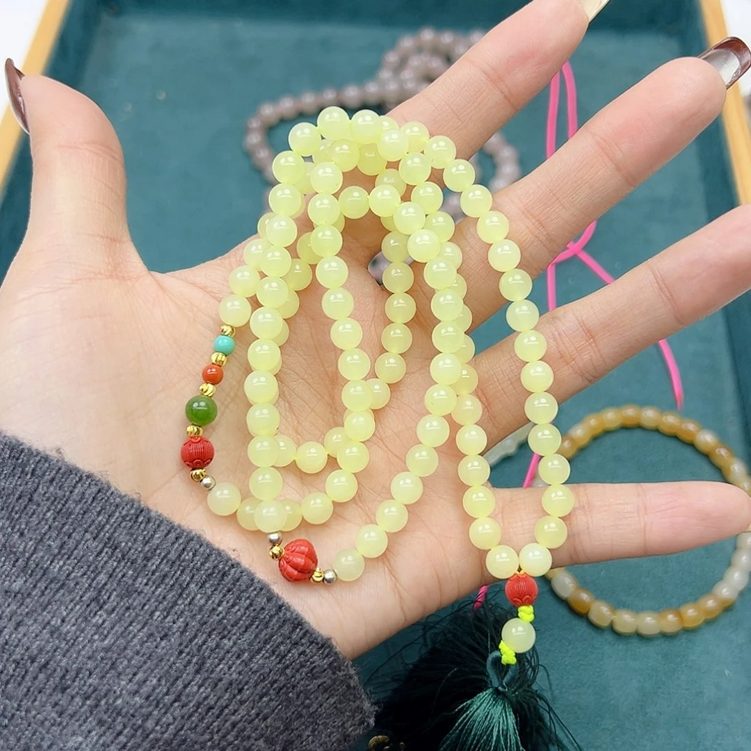 颈饰未镶嵌和田玉