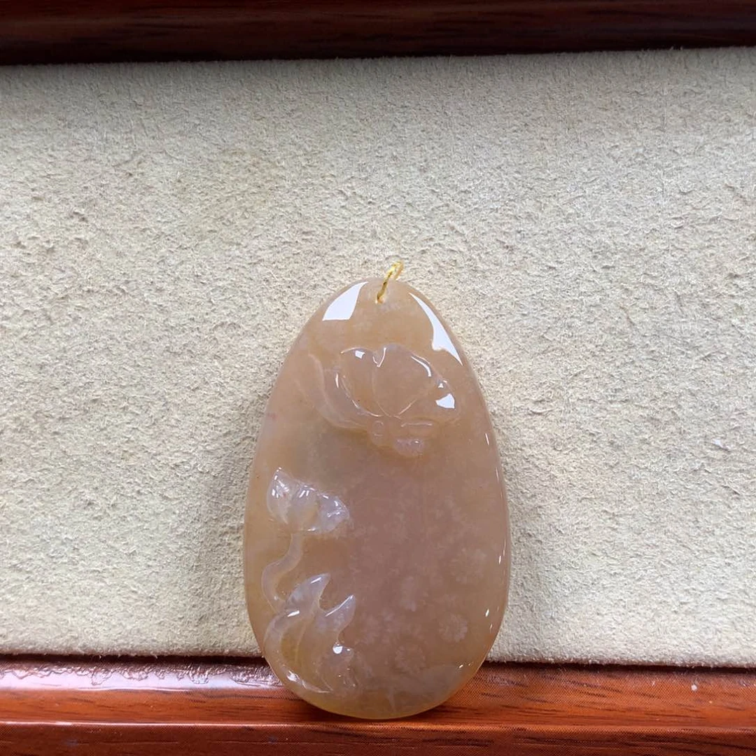 未镶嵌双十一85折 漏150/ 个。02硅化珊瑚（珊瑚玉）