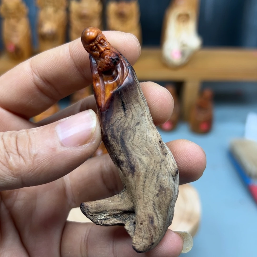 周***木崖柏木摆件手把件