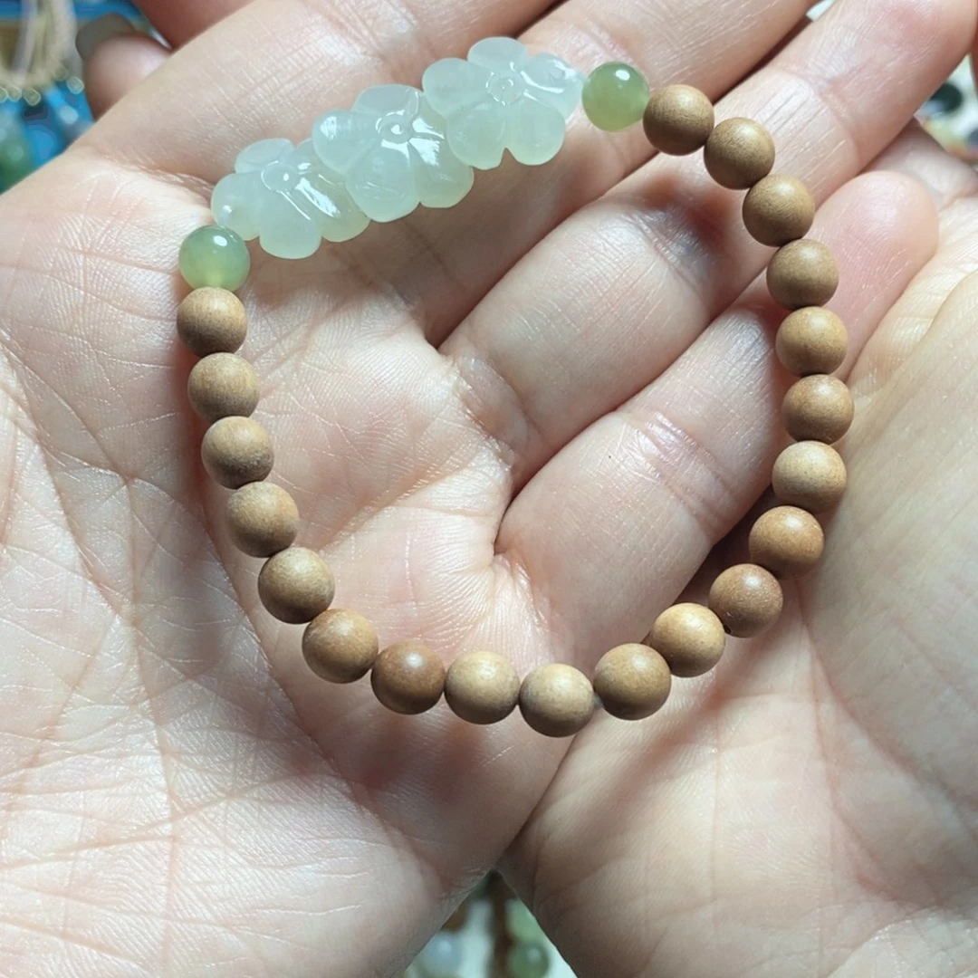 未镶嵌手串和田玉晴水三生花手牌
